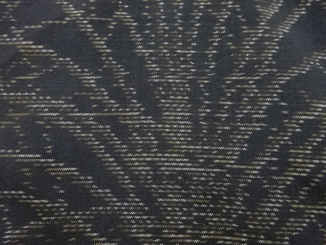 JAPANESE KIMONO / ANTIQUE KIMONO / DORO OSHIMA TSUMUGI / WOVEN FLORAL PLANTS